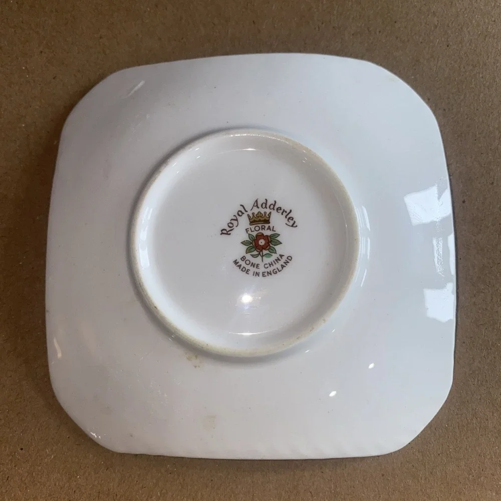 ROYAL ADDERLEY ENGLISH BONE China 4inch Square Pin Dish/Beautiful Ducks